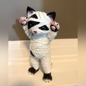 Mummy Cat Figurine table top Halloween decor meow cute 🐈‍⬛ kitty